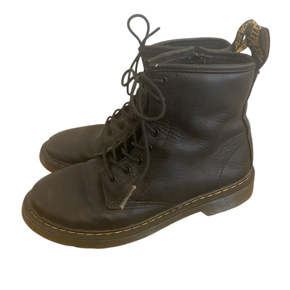 Dr. Martens Combat Boots Youth Size 4(M) 5(F) Black Leather Side Zip 1460 J - Picture 2 of 10